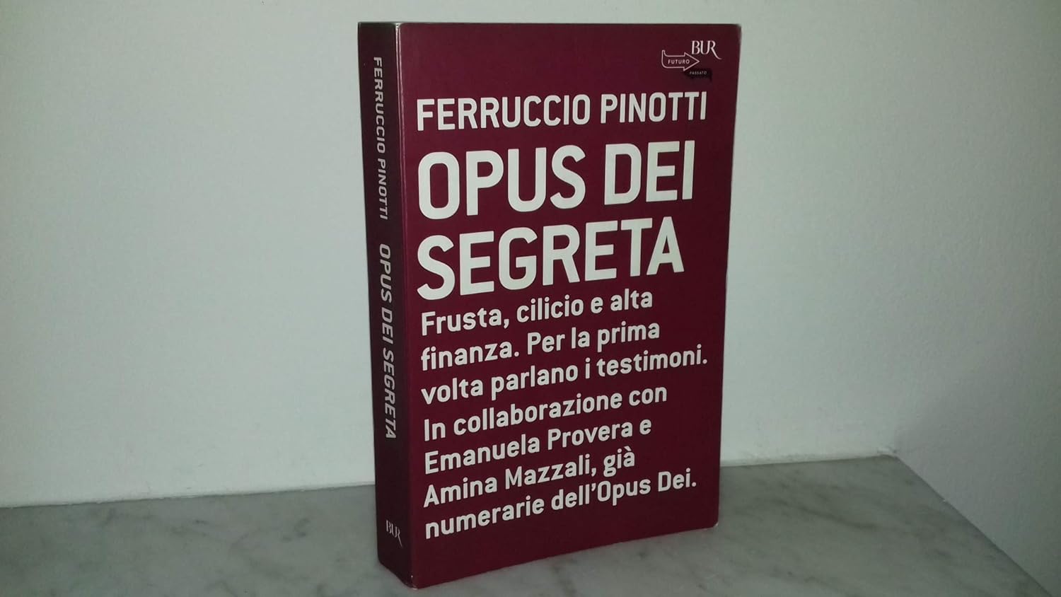 OPUS DEI SEGRETA: Frusta, Cilicio e Alta Finanza