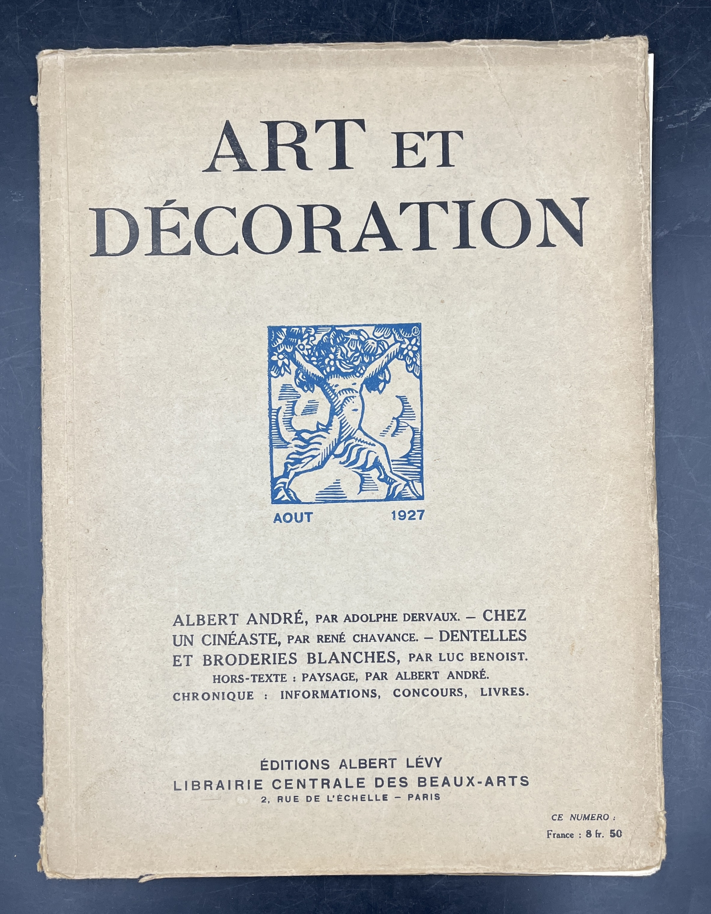 Chez un CINEASTE. [La maison de Marcel L'Herbier, interni di …