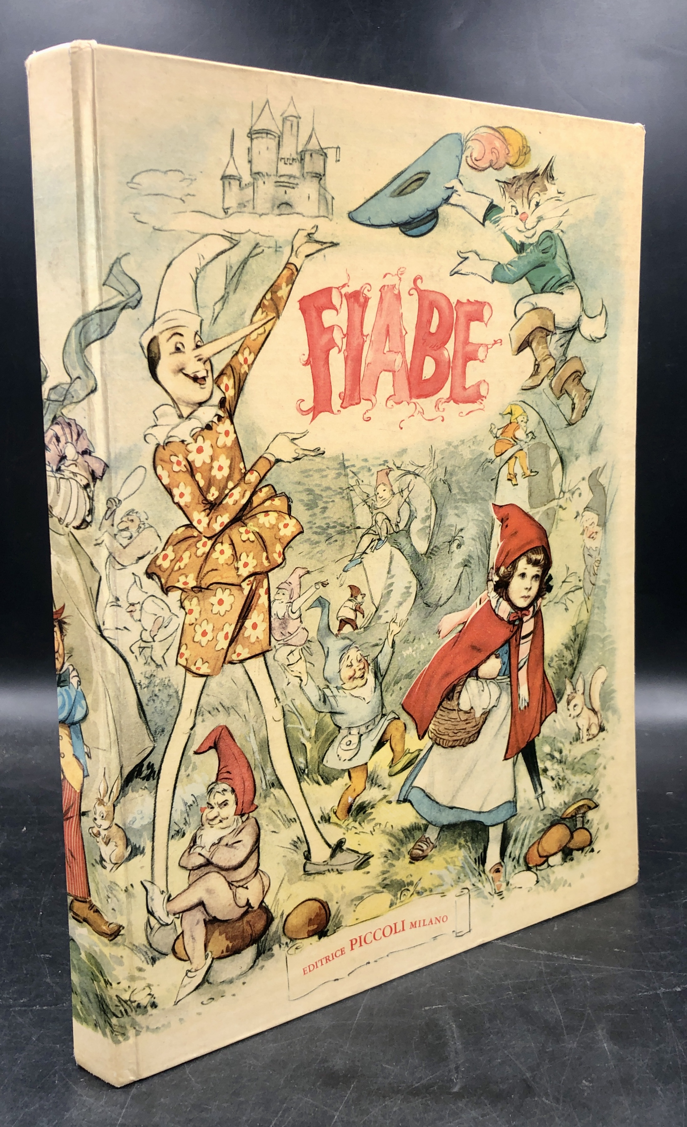 FIABE. Raccolta di fiabe classiche. [Biancanev, PINOCCHIO, Il gatto con …