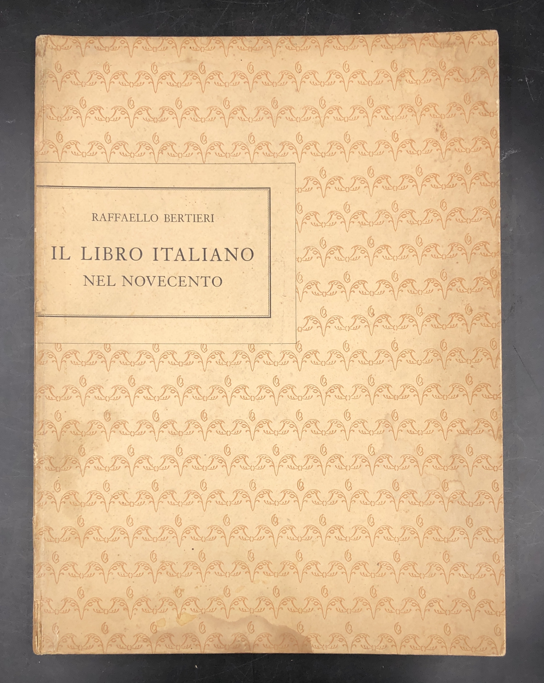 IL LIBRO ITALIANO nel NOVECENTO. Con cinquantadue riproduzioni alcune delle …