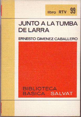 Junto a la tumba de Larra.