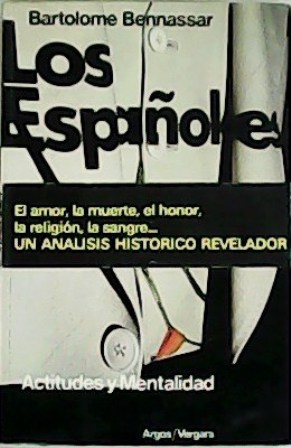 Los españoles. Actitudes y mentalidad. Traducción de Ignacio Gaos.