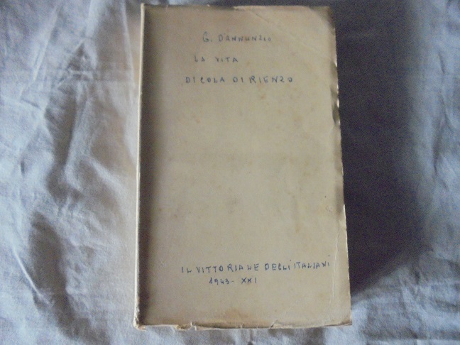 LA VITA DI COLA DI RIENZO Vite di uomini illustri …