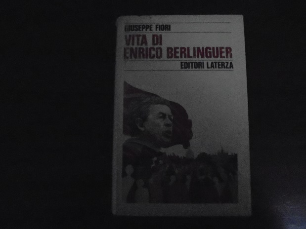 VITA DI ENRICO BERLINGUER