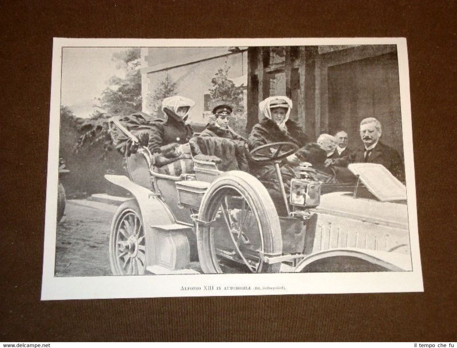 Anno 1906 Il Re di Spagna Alfonso XIII in automobile
