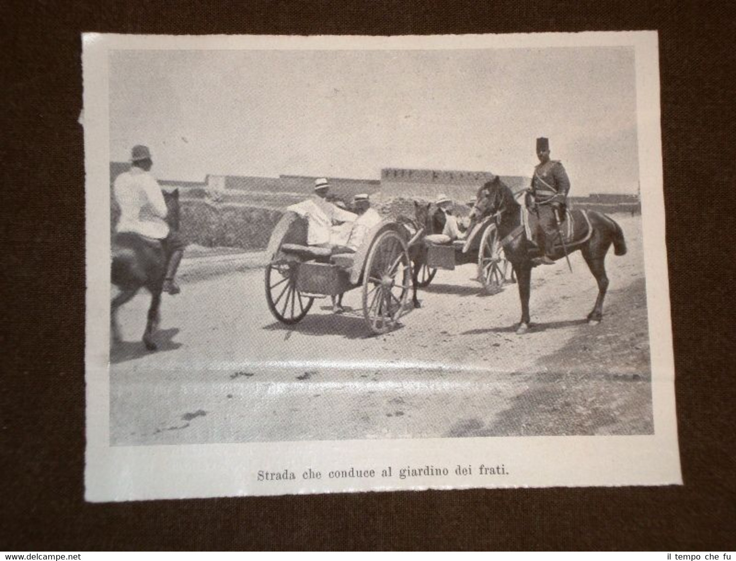 Bengàsi nel 1902 Strada che conduce al giardino dei Frati …