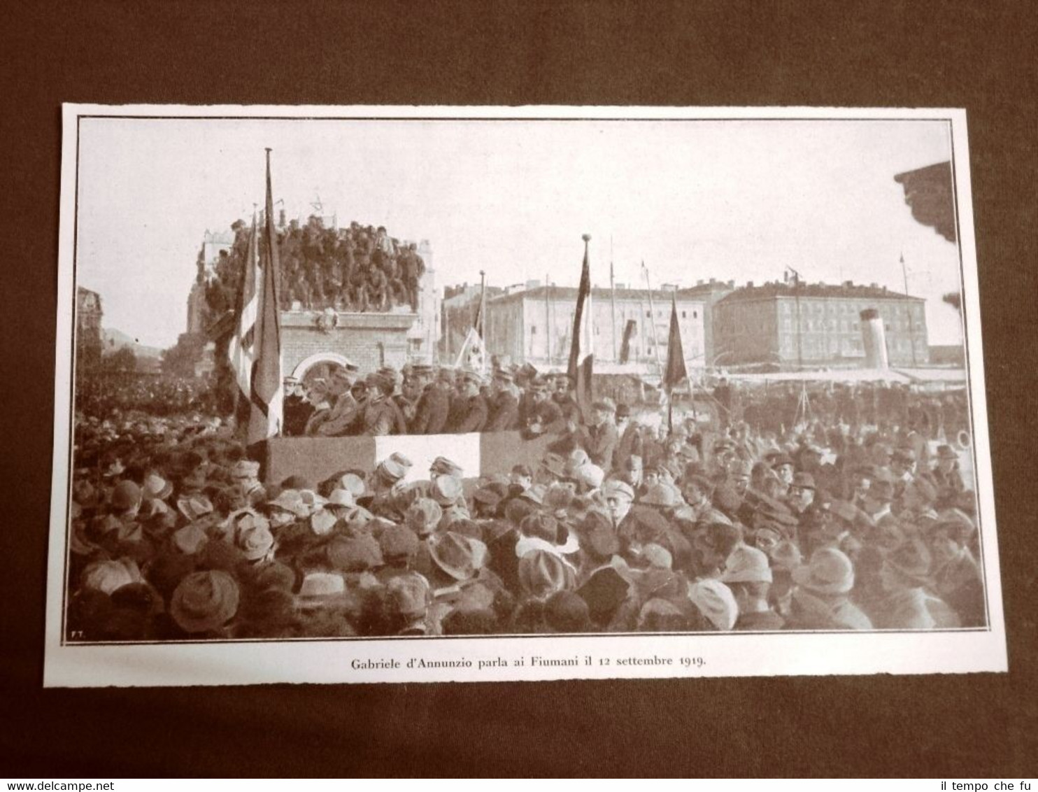 Fiume 12 settembre 1919 Il vate Gabriele D'Annunzio che parla …