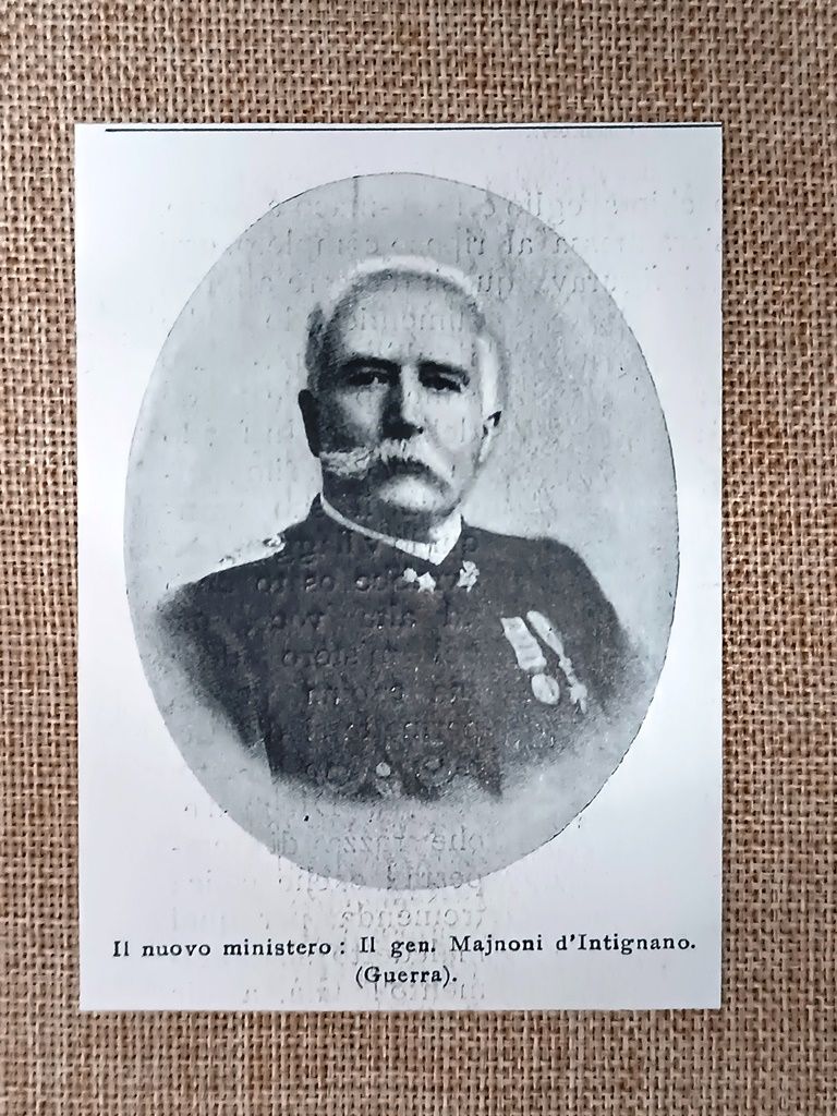 Il gen. Luigi Majnoni d'Intignano nel 1906, nuovo ministro della …