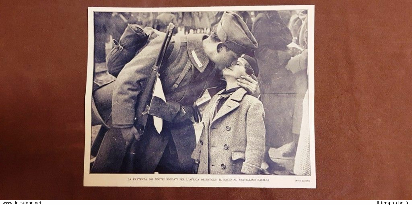 La partenza dei soldati per l'Africa 1935 Bacio al fratellino …