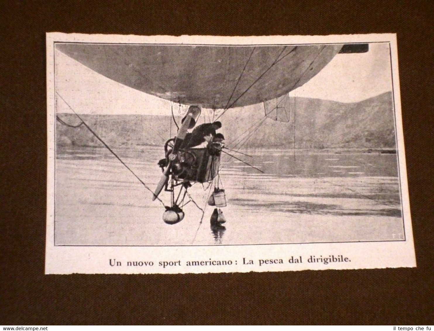 Nuovo sport in America nel 1920 La pesca dal dirigibile