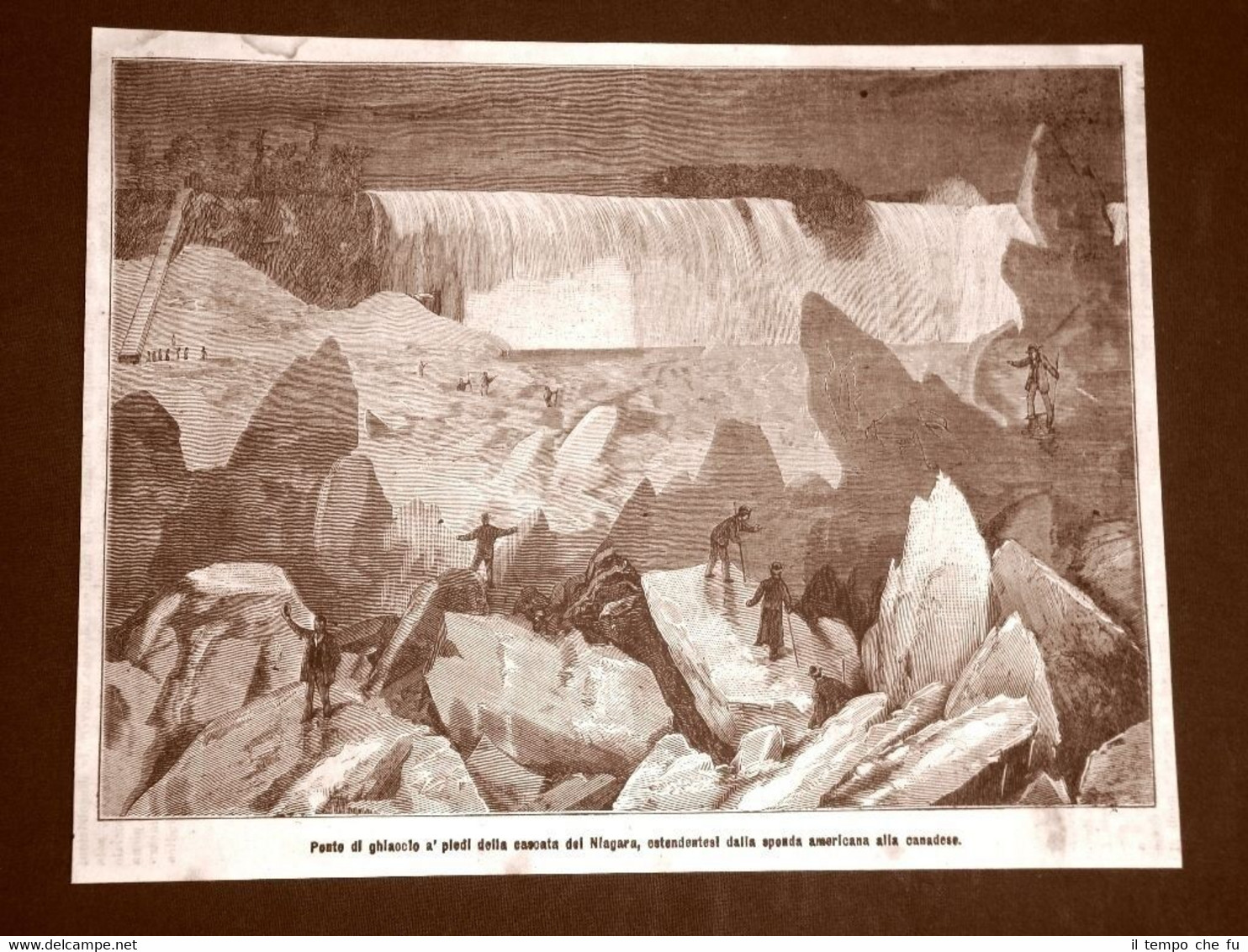 Ponte di ghiaccio ai piedi delle Cascate del Niagara nel …