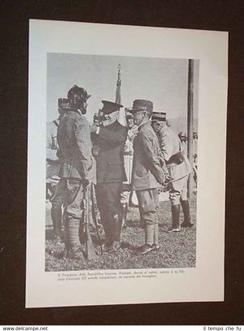 Presidente Poincarè e Re Vittorio Emanuele decorano un Caporale dei …