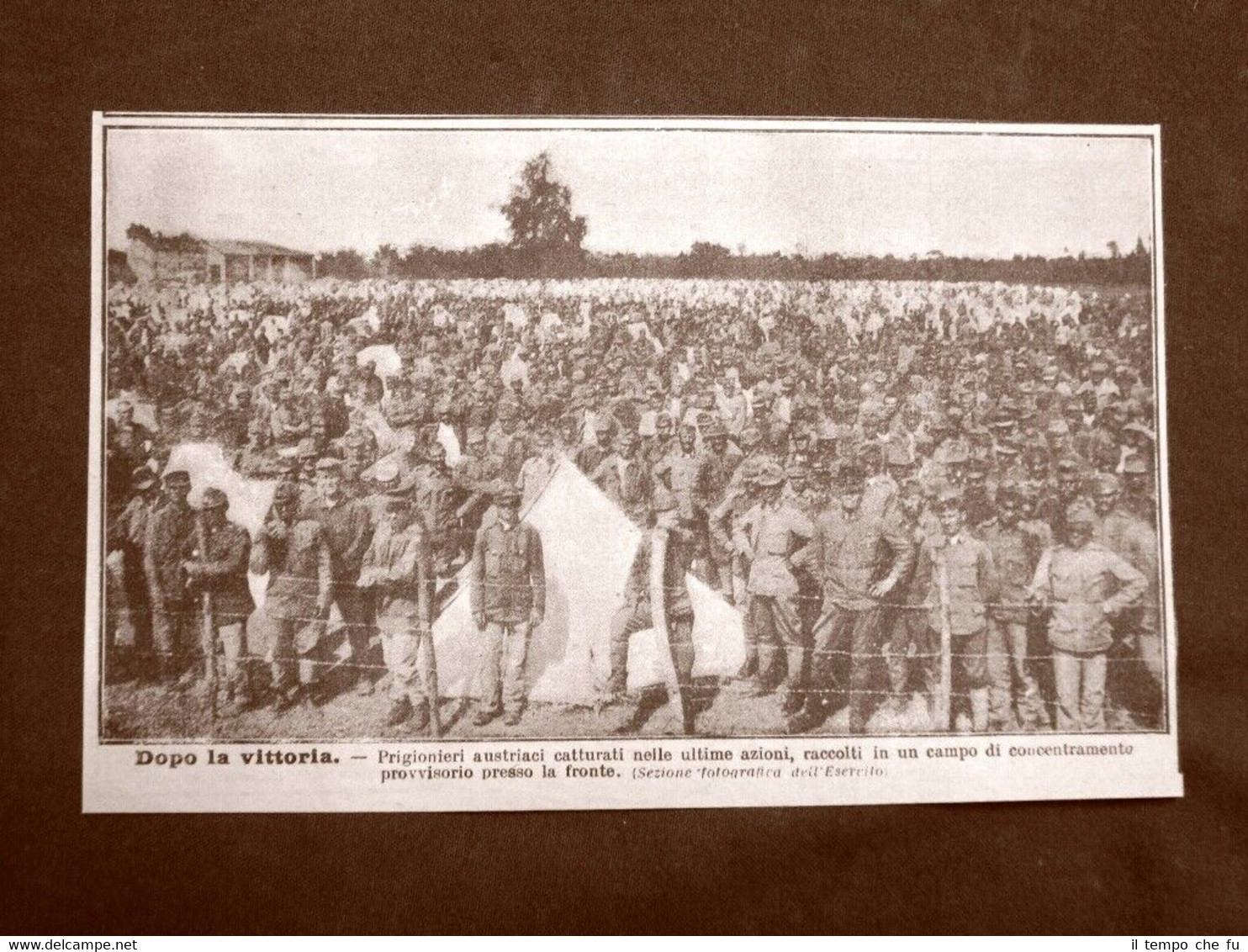 Prigionieri d'Austria in un campo di concentramento italiano nel 1918 …