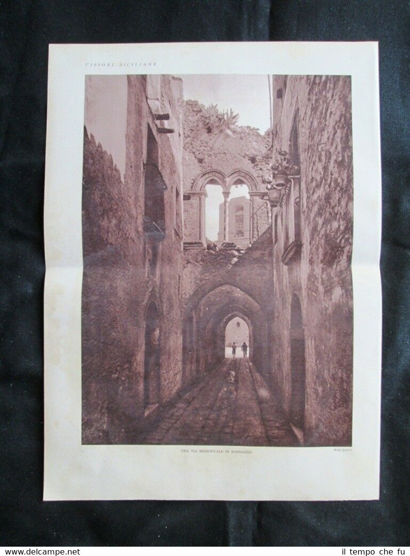 Sicilia: Una via medioevale di Randazzo + Una via di …