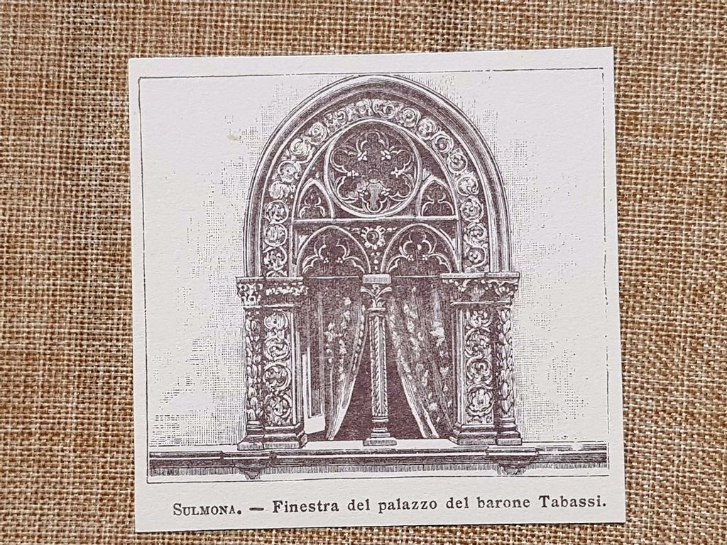 Sulmona nell'800 Finestra del Palazzo del Barone Tabassi Abruzzo