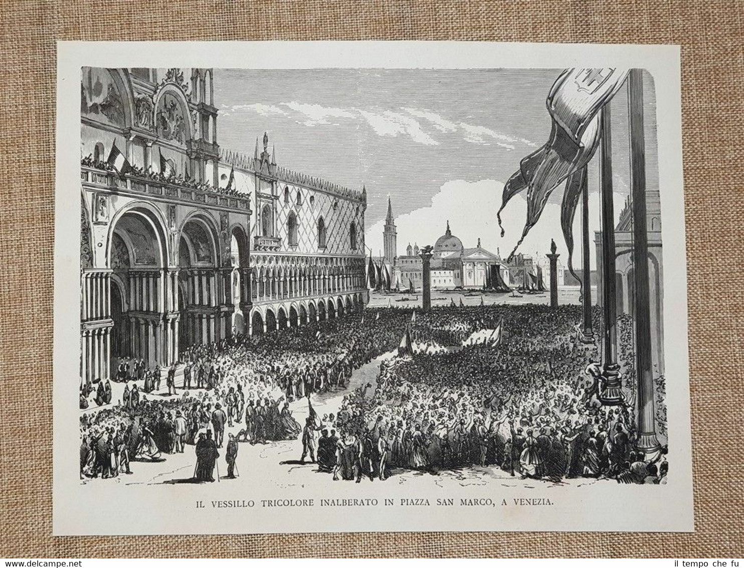 Unità Italia Venezia nel 1866 Vessillo tricolore inalberato in Piazza …