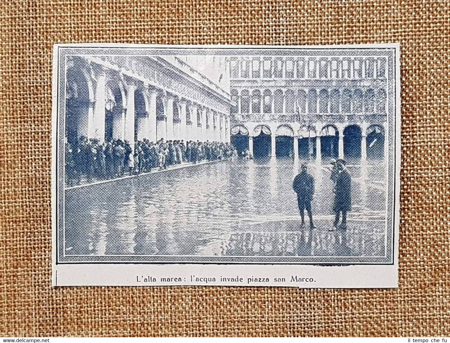 Venezia nel 1927 L'alta marea L'acqua invade Piazza San Marco …