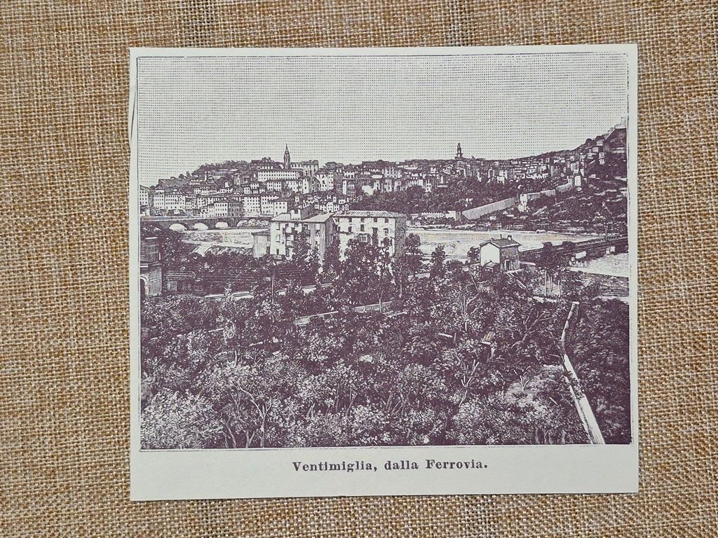 Ventimiglia nell'800 Panorama della città dalla ferrovia Imperia Liguria
