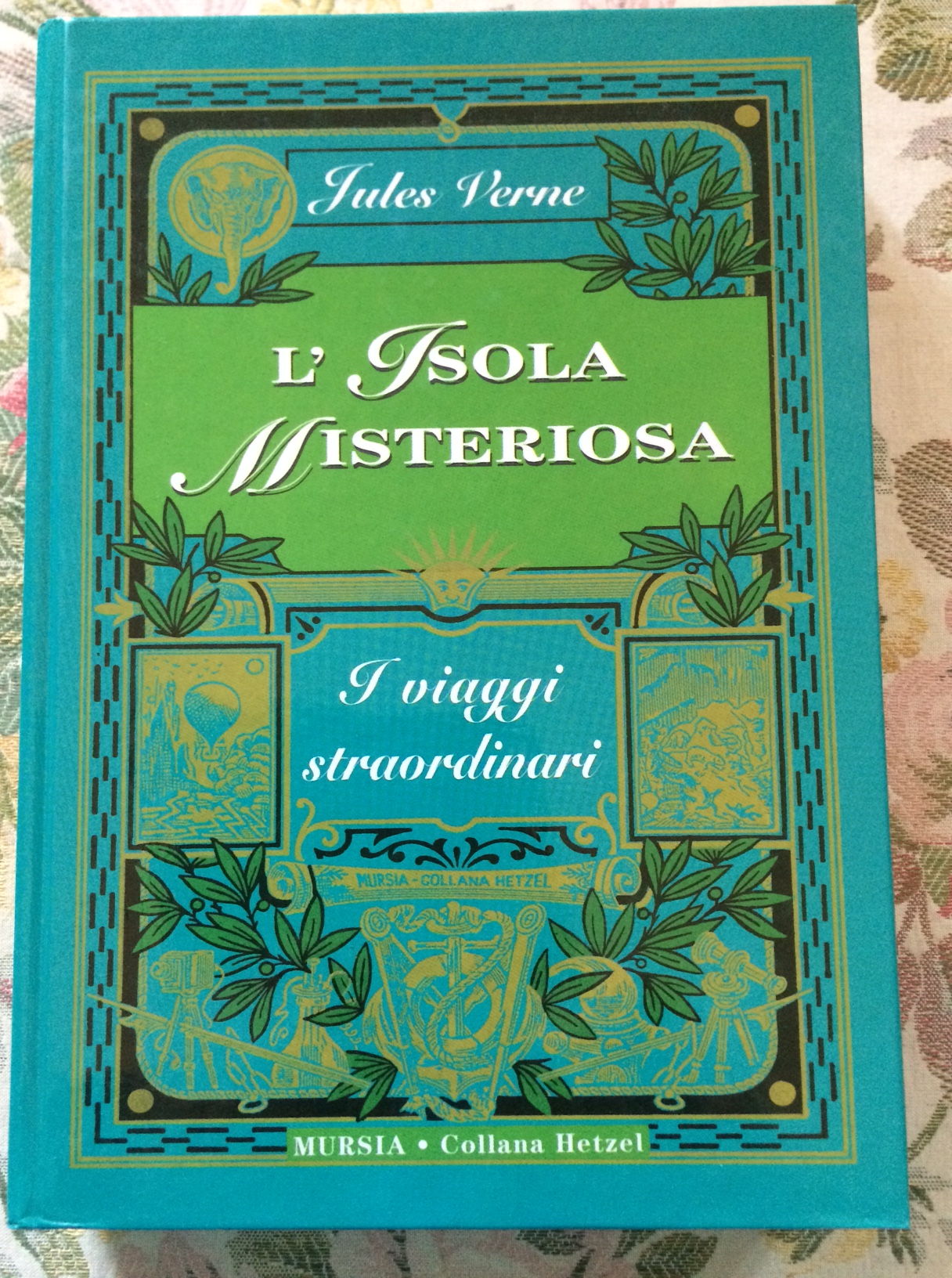 L'ISOLA MISTERIOSA