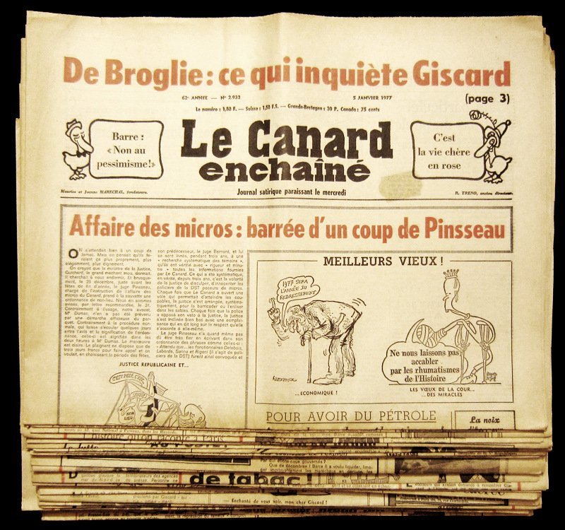 Le Canard enchaine'. Journal satirique paraissant le mercredi. 40 fascicoli, …