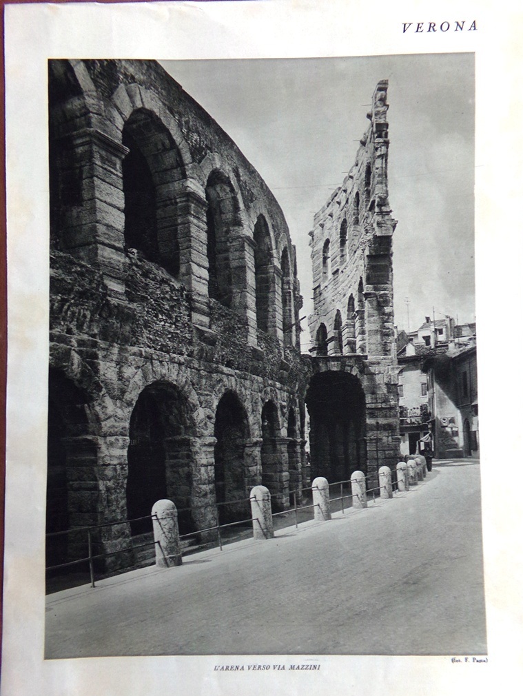 Stampa del 1927 Verona Arena Via Mazzini Piazza Erbe Torre …