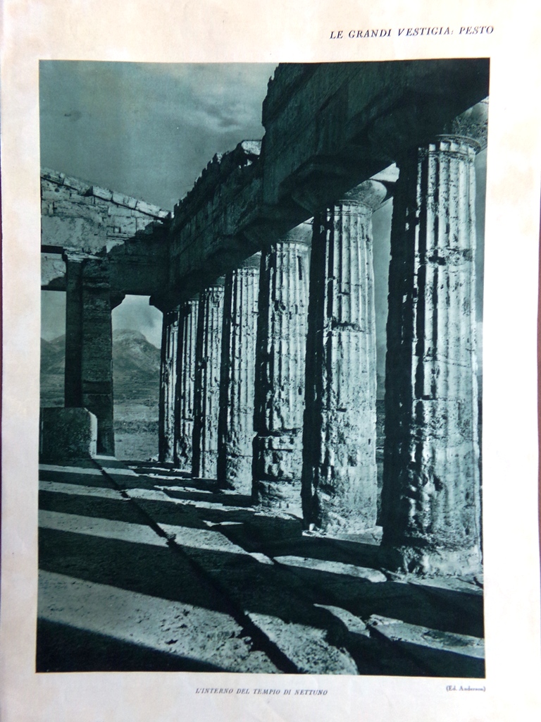 Stampa del 1927 Vestigia di Pesto Basilica Greca Tempio Nettuno