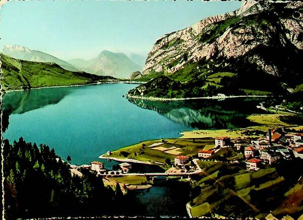 Molveno 864. Trentino. Il lago.