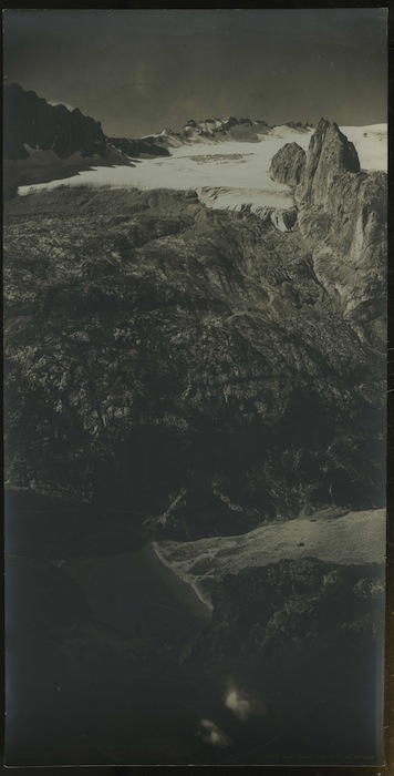 11216. Fedajapass mit Marmolata Ã–stgltscher. Passo Fedaia con la Marmolada.