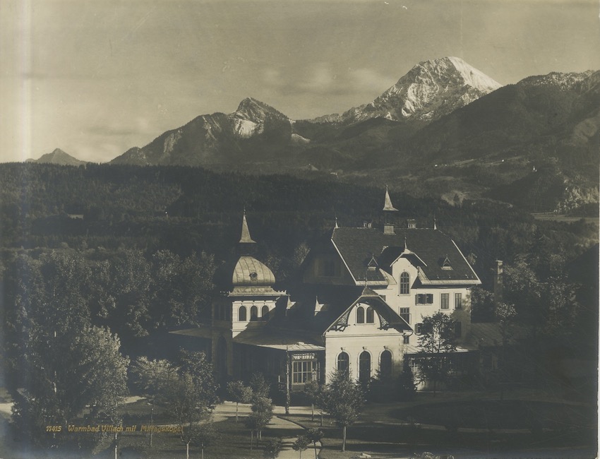 11415. Warmbad Villach mit Mittagskogel.