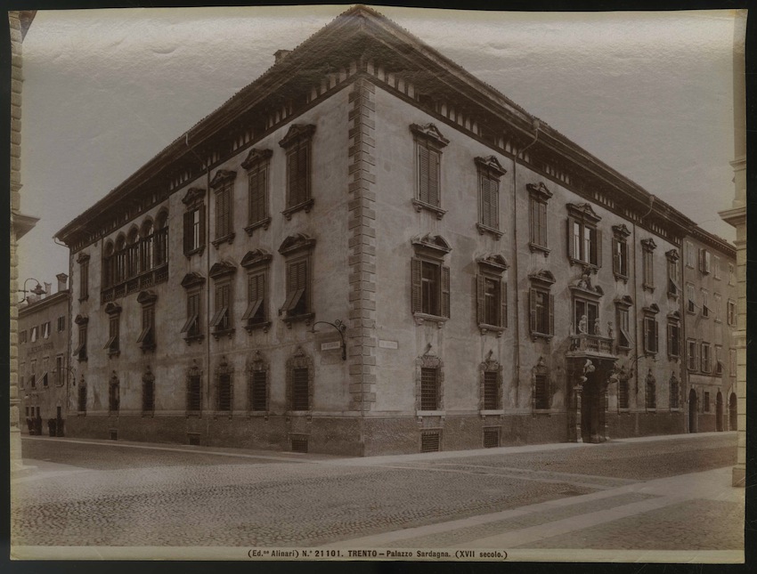 21101. Trento. Palazzo Sardagna (XVII secolo).