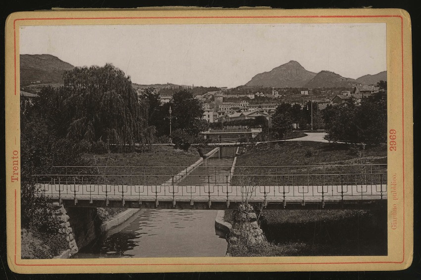 2969. Trento. Giardino Pubblico.