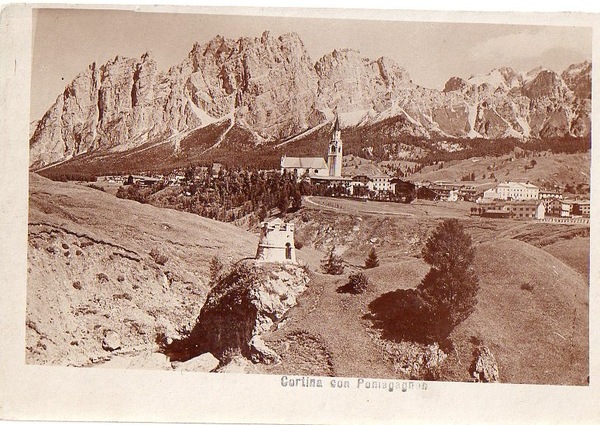 Cortina con Pomagagnon.