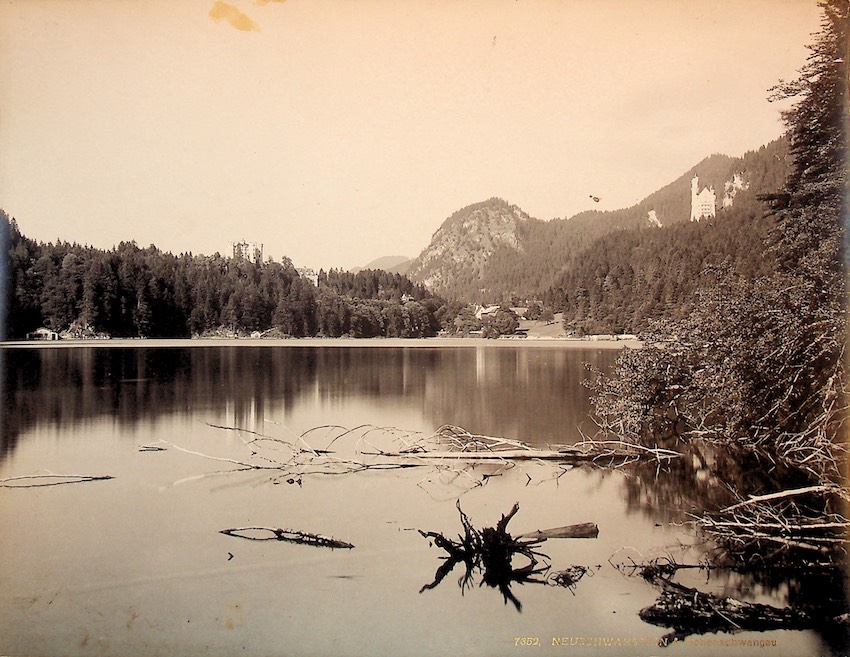 7352. Neuschwanstein & Hohenschwangau.