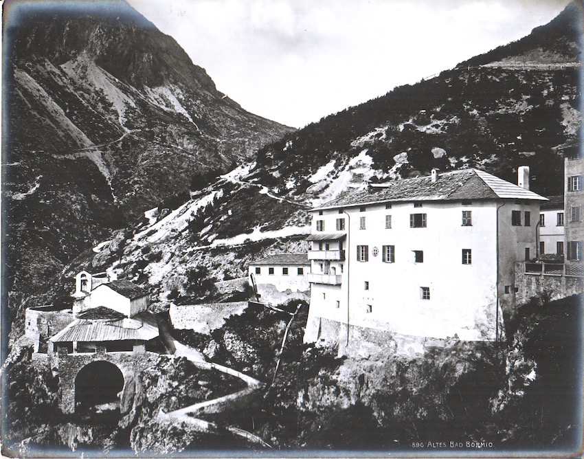 896. Altes Bad Bormio.