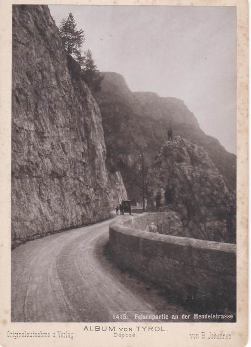 Album von Tyrol. 1415. Felsenpartie an der Mendelstrasse.