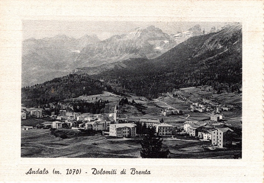 Andalo (m. 1070) - Dolomiti di Brenta.