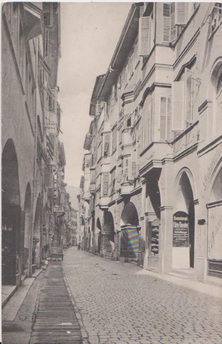 Bozen - Laubengasse.