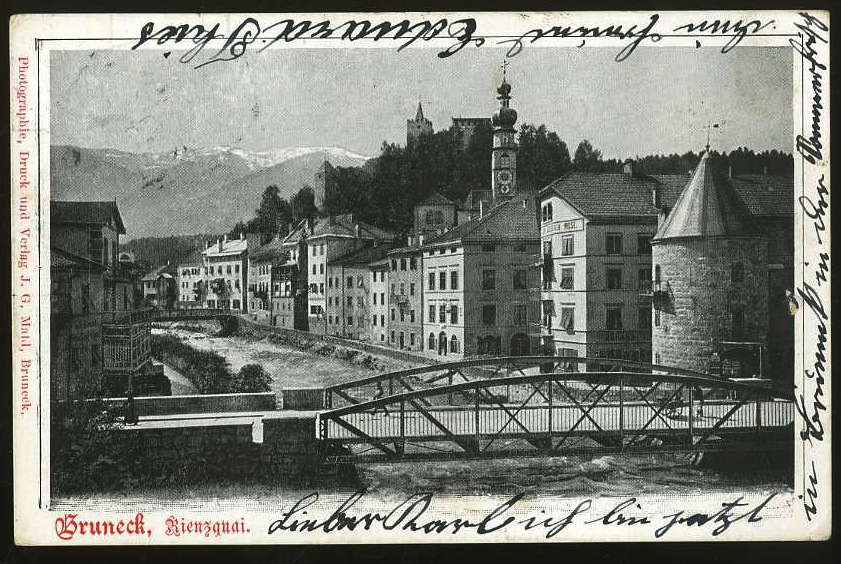 Bruneck. Rienssquai.