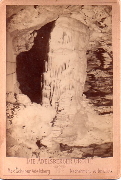 Die Adelsberger Grotte.