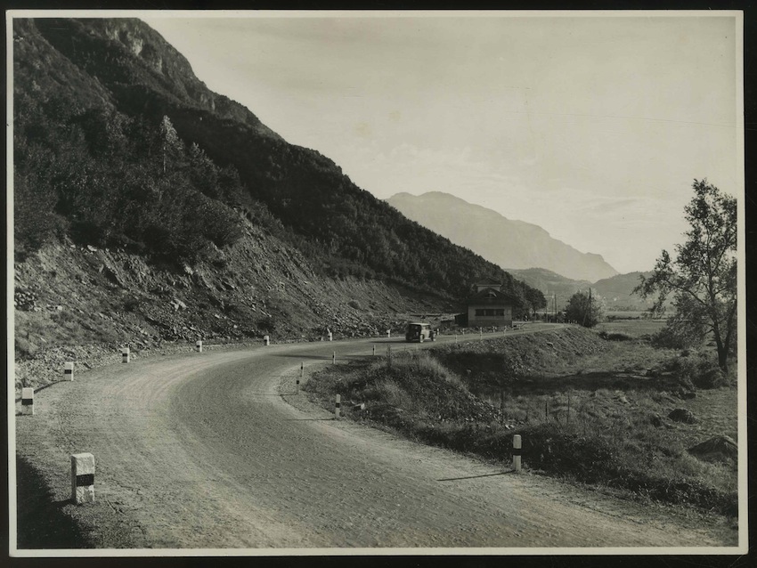 Dintorni di Trento. Mattarello. Nuova strada.