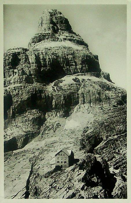 Gruppo di Brenta - Rifugio T. Pedrotti.