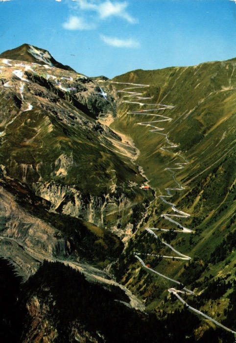 La strada dello Stelvio - (m. 2757).