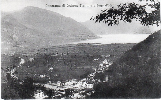 Panorama di Lodrone Trentino e Lago d'Idro.