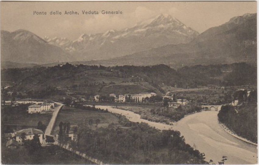 Ponte delle Arche. Veduta generale.