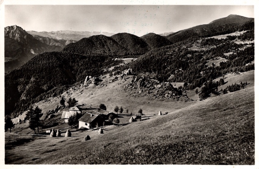 Rifugio Seròt m. 1640 con la Panarotta m. 2000 (Roncegno …