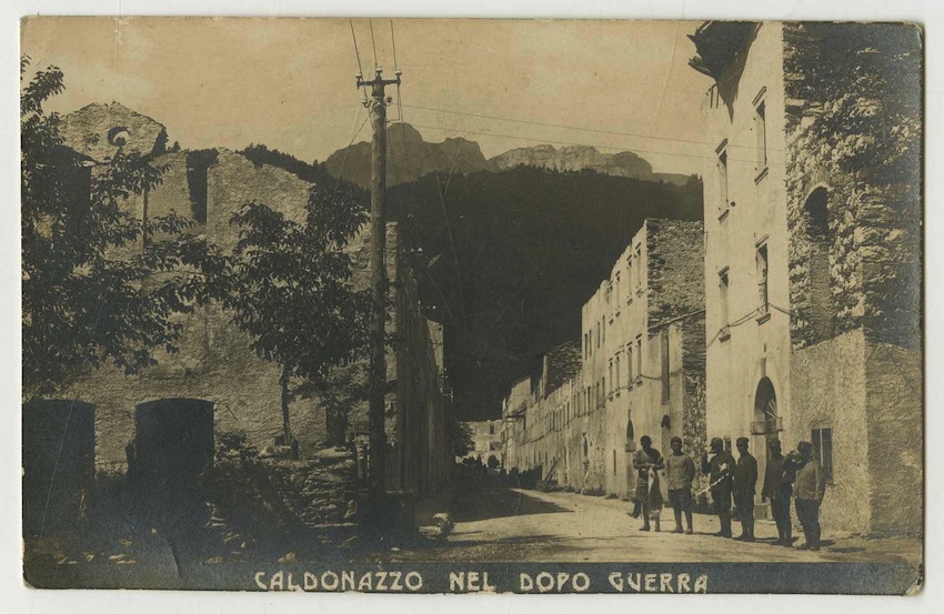 Rovine della guerra a Caldonazzo.