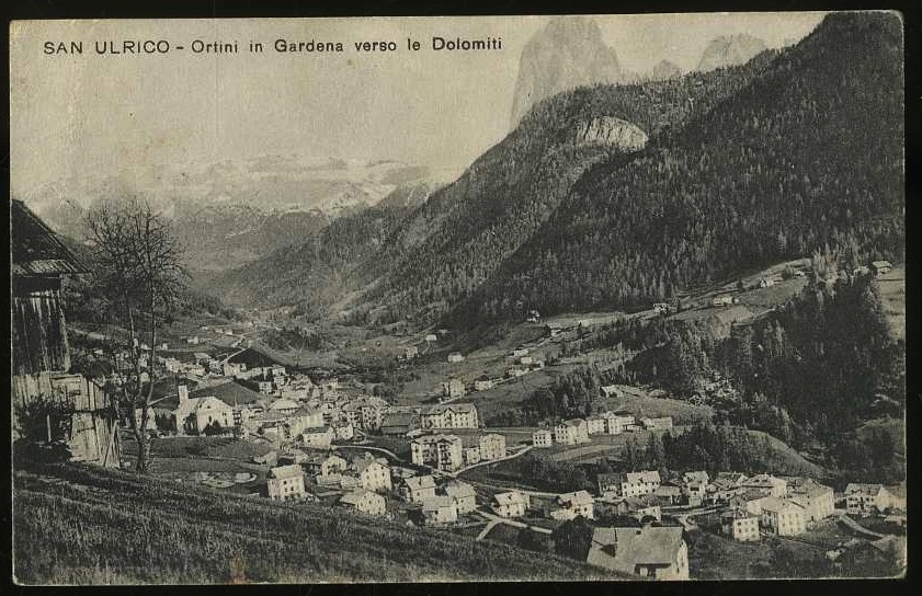 San Ulrico. Ortini in Gardena verso le Dolomiti.