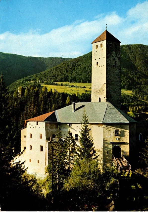 Schloss Welsberg m 1085 Pustertal, Castel Monguelfo - Pusteria.