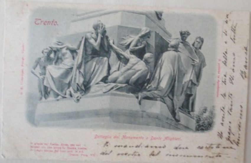 Trento - Dettaglio del Monumento a Dante Alighieri.