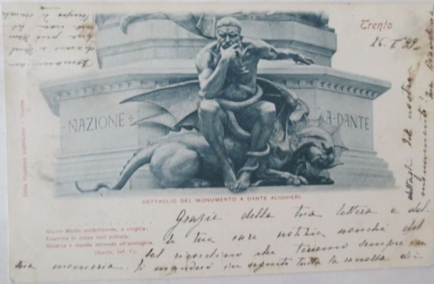 Trento - Dettaglio del Monumento a Dante Alighieri.